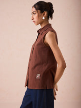 Load image into Gallery viewer, The Cocoa Sleeveless Shirt TOPS SUI
