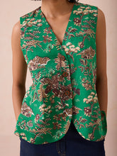 Load image into Gallery viewer, The Emerald Beginnings Waistcoat JACKETS SUI
